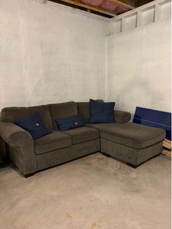 3-4 Person Sectional Couch
