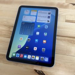 Apple iPad 10th Gen / 64GB