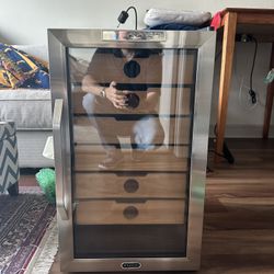 Cigar Humidor hygrometers Whynter 2.5 cu ft fridge (working sort of)