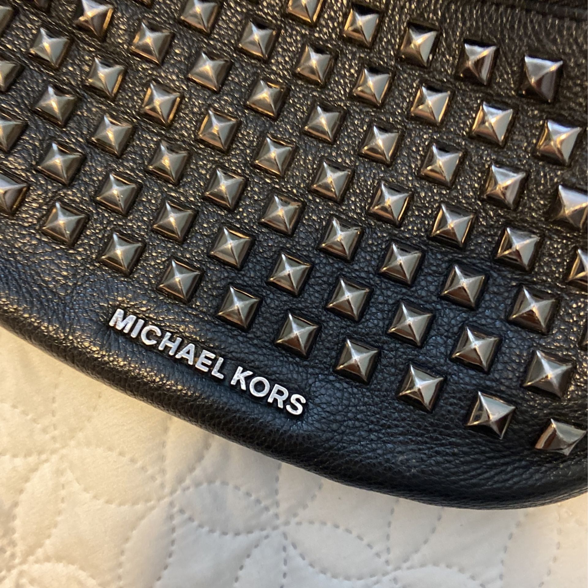 michael kors fanny pack 