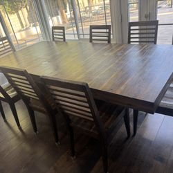 Dining Room Table 