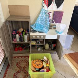 Toy Kitchen 