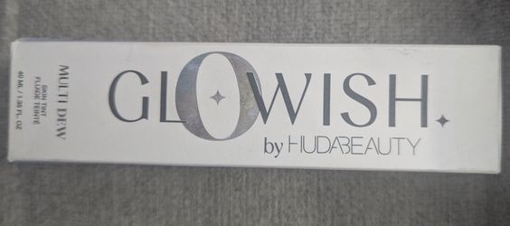 Huda Beauty GloWish Multidew Vegan Skin Tint Foundation. New In Box