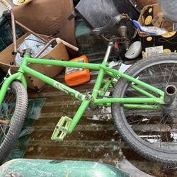 BMX Bike By Redline Syntax 