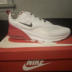 Nike Air Max Motion 2
