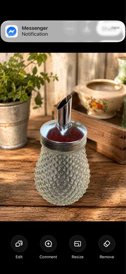 Vintage Sugar dispenser- pineapple style - cute