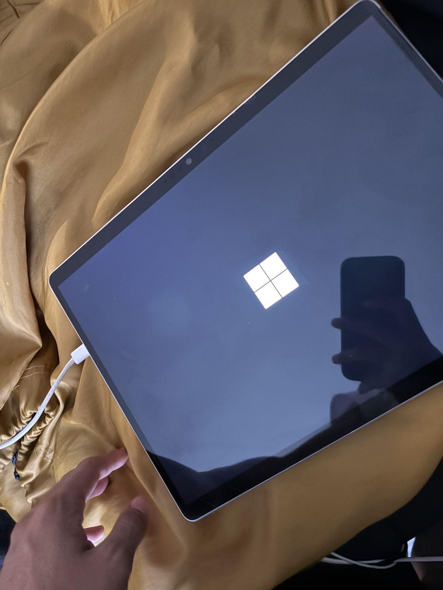 Microsoft surface pro6 core 8gb