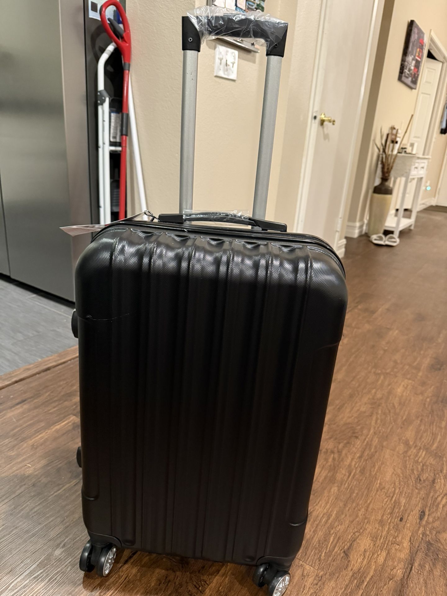 New 24” Hardshell Lightweight 360 Spinner Luggage With Tsa Approved Lock