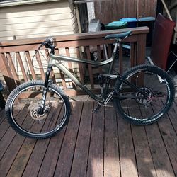 Track mountain bike full aftermarket components