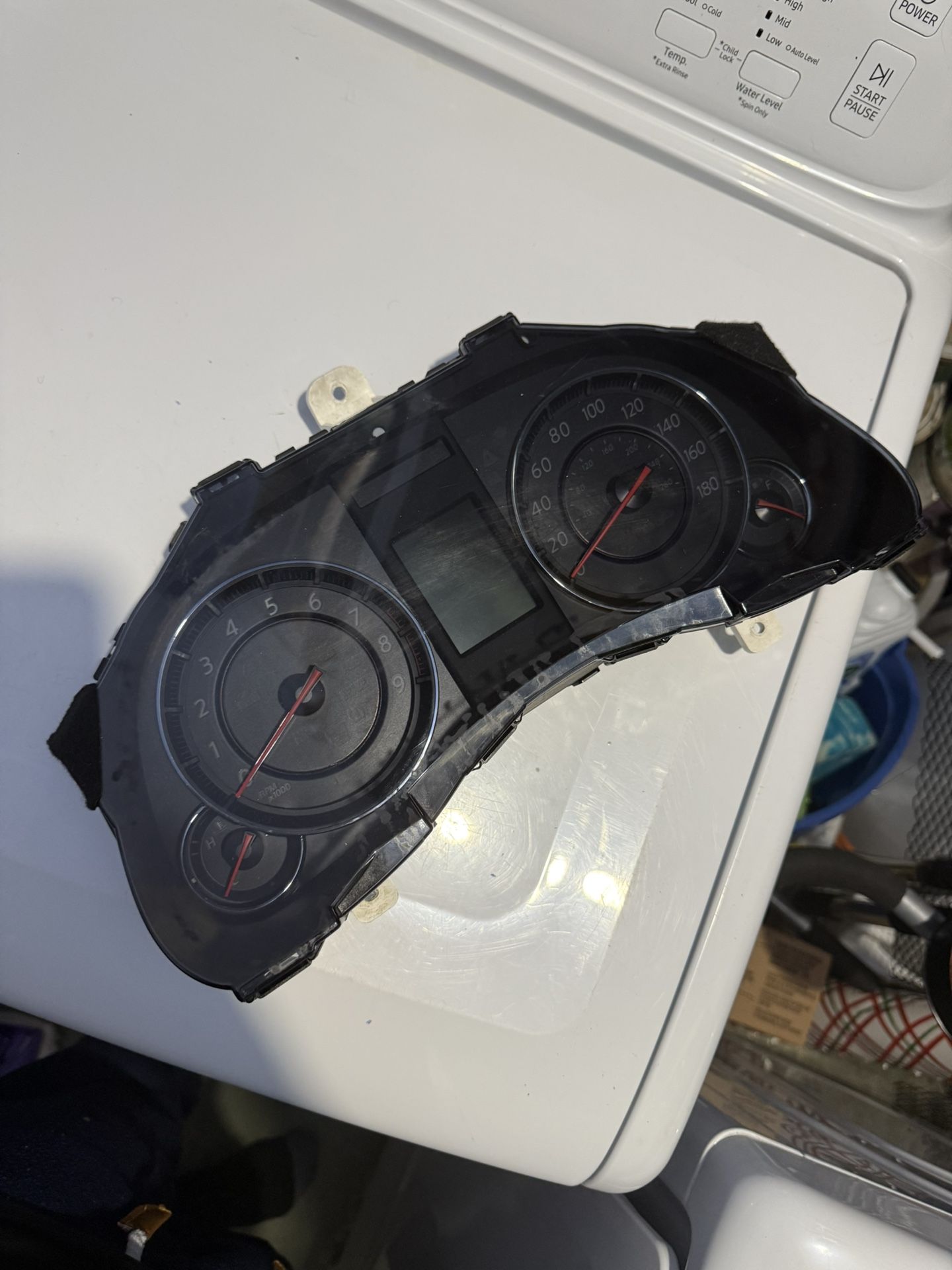 Infiniti FX35 Gauge Cluster