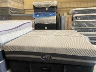 King memory foam mattress set