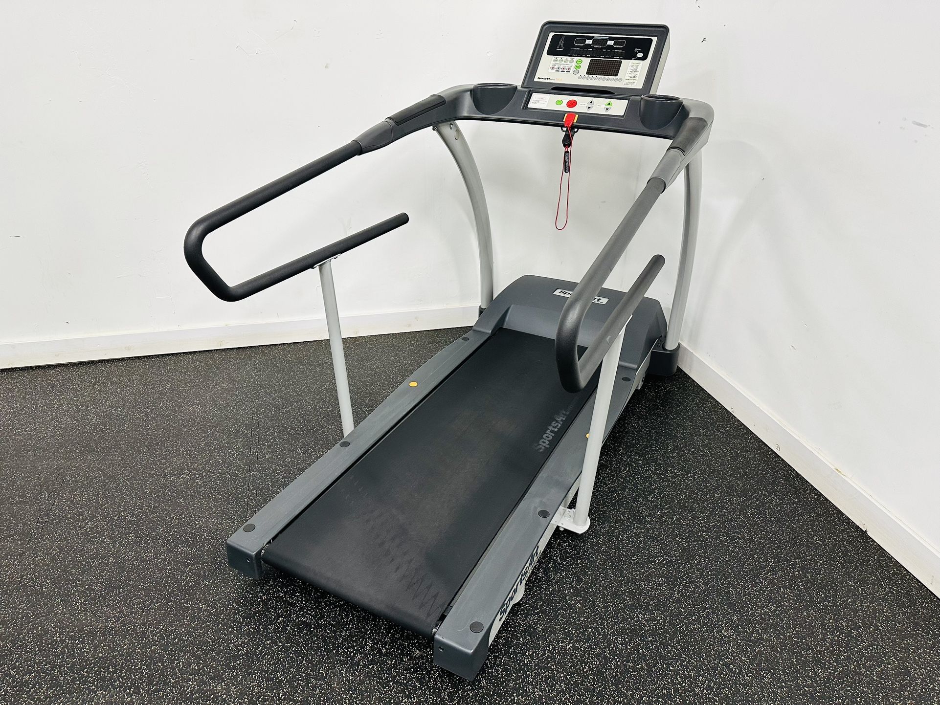 SportsArt Treadmill T610 - Rehabilitation Treadmill - Gym Equipment - Workout