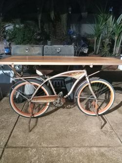 Beach cruiser bike table