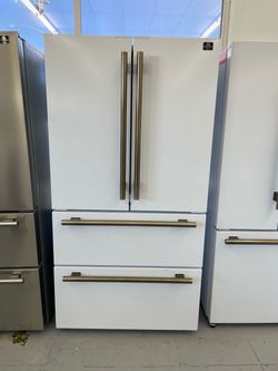 New FORNO 36 in 19.3 Cu Ft Counter Depth Refrigerator/ 2 Years Warranty