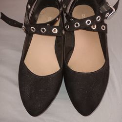 Women's Size 5.5, Divided Black Suede Flat 