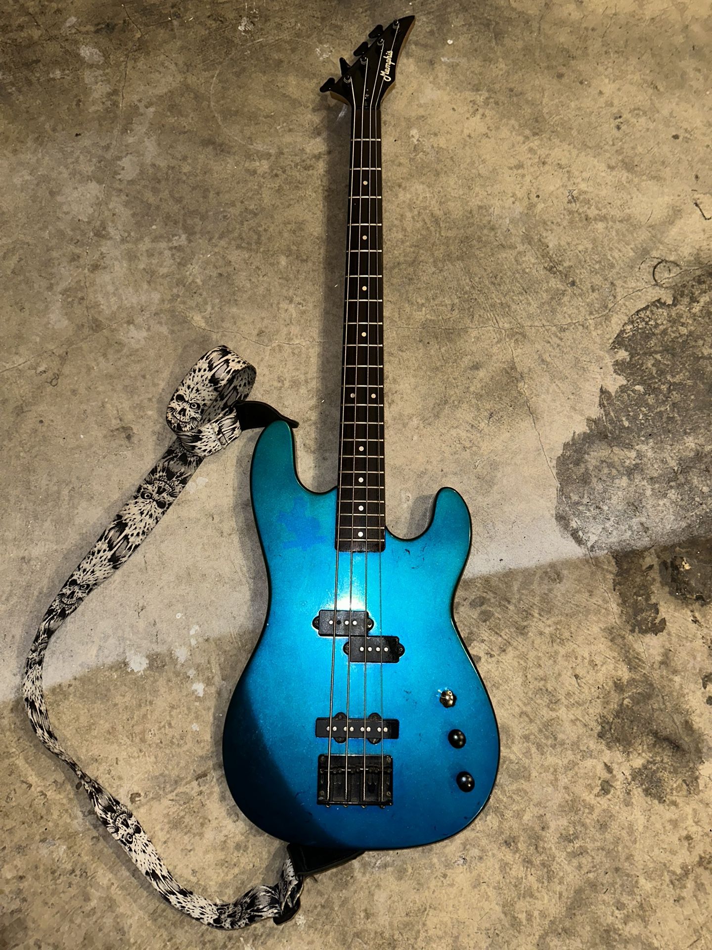 Bass Guitar Memphis