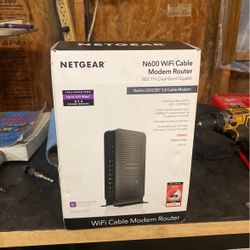 N600 Wi-Fi Cable Modem Router