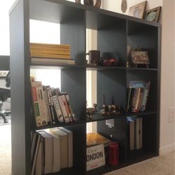 9-cube Black oak  Shelves/Partition