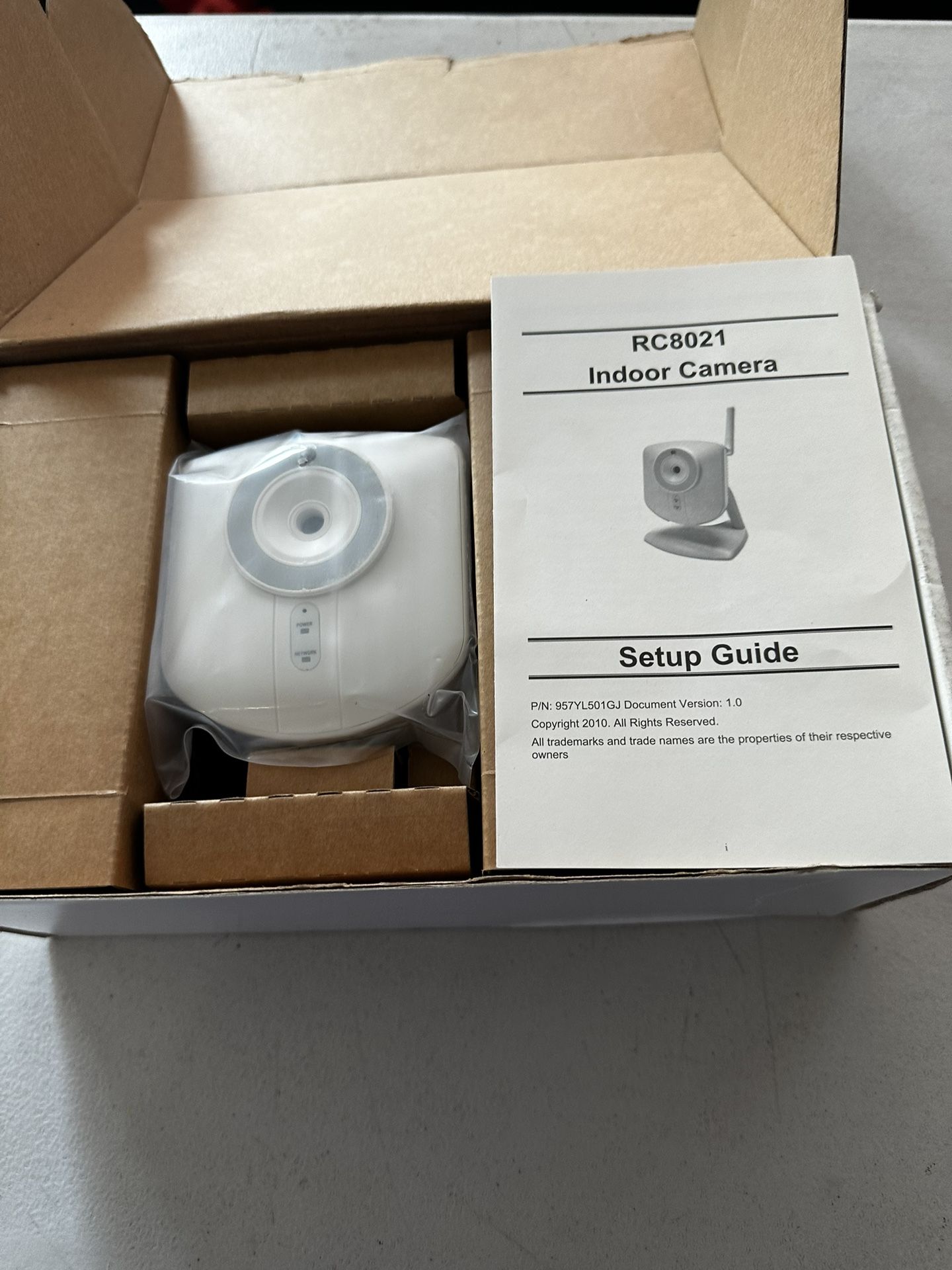 Sensormatic / ADT Pulse RC8021 RC8021W-ADT Wireless Indoor IP Camera