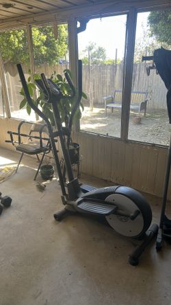 Elliptical exercise machine