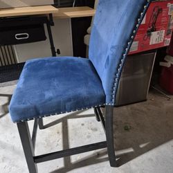 Beautiful Bar Stools Price Is For Each 6 Availables