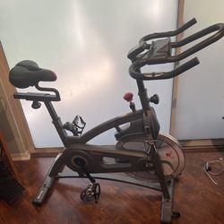 Sunny Health and Fitness Endurance Magnetic Belt Drive Indoor Cycling Exercise Bike Stationary Bike - SF-B1877