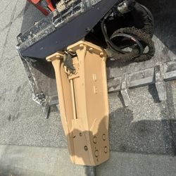 UB 1000 Lb Breaker