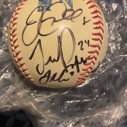 MLB authentic Baseball Autograph By MIN TWINS
