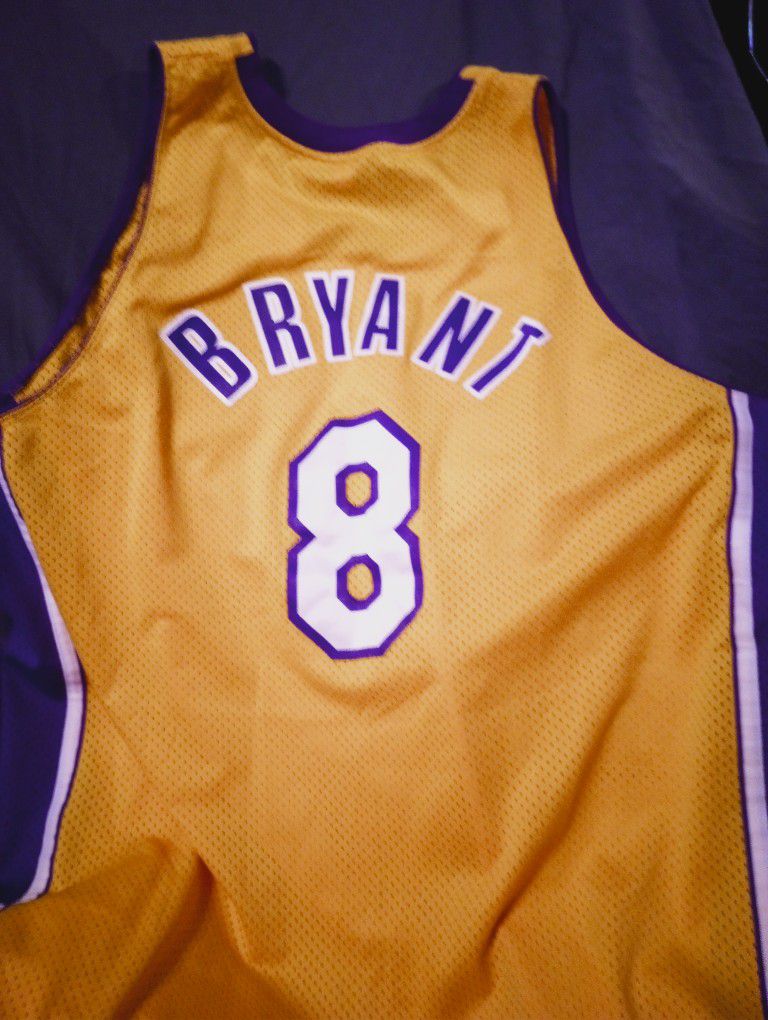Bryant 8 Lakers Jersey