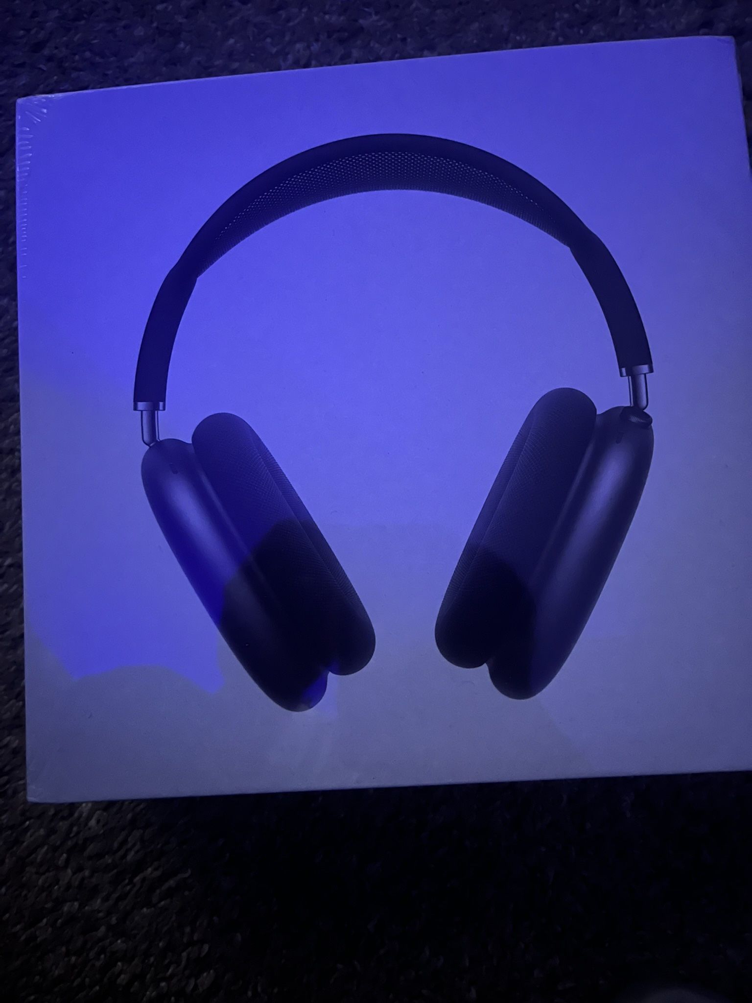 Black AirPods Max