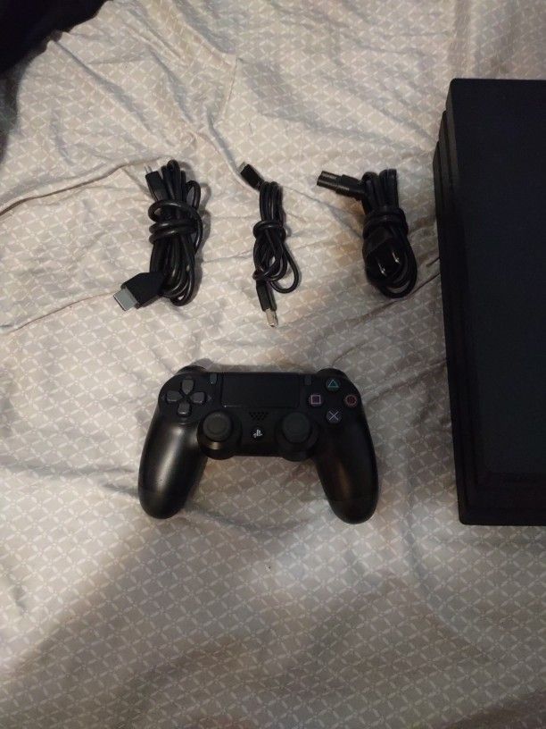 PlayStation-4 Pro 1TB