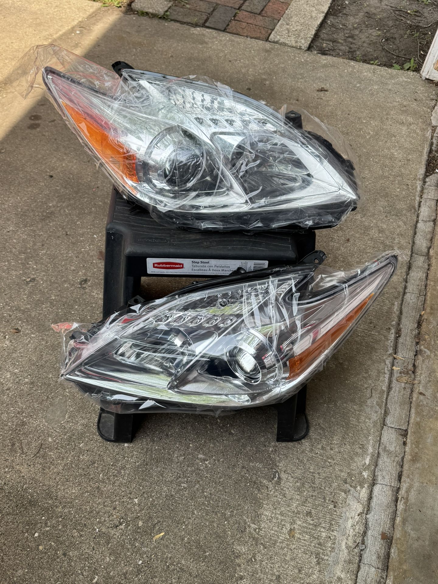 2012 Prius Headlights