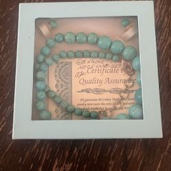 necklace and earrings 