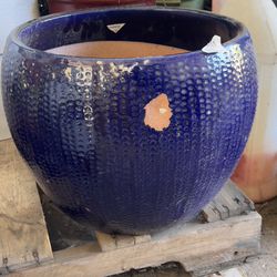 Big Ceramic Pot 