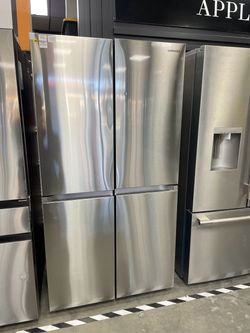 Samsung 4-Door FLEX French Door Refrigerator - COUNTER DEPTH