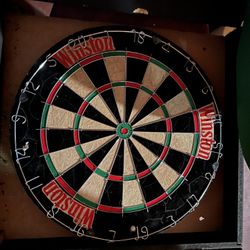 Vintage Winston Dart Board