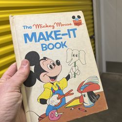 VINTAGE 1974 Disney The Mickey Mouse Make it book HC reading DYI crafts