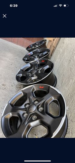 Rines 17” Para Gladiador O JL Brand New