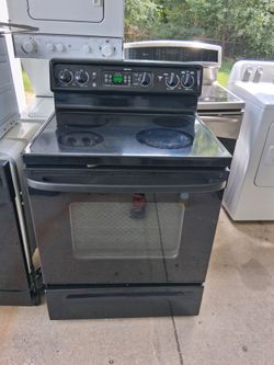 GE Spectra Black Electric Range Stove