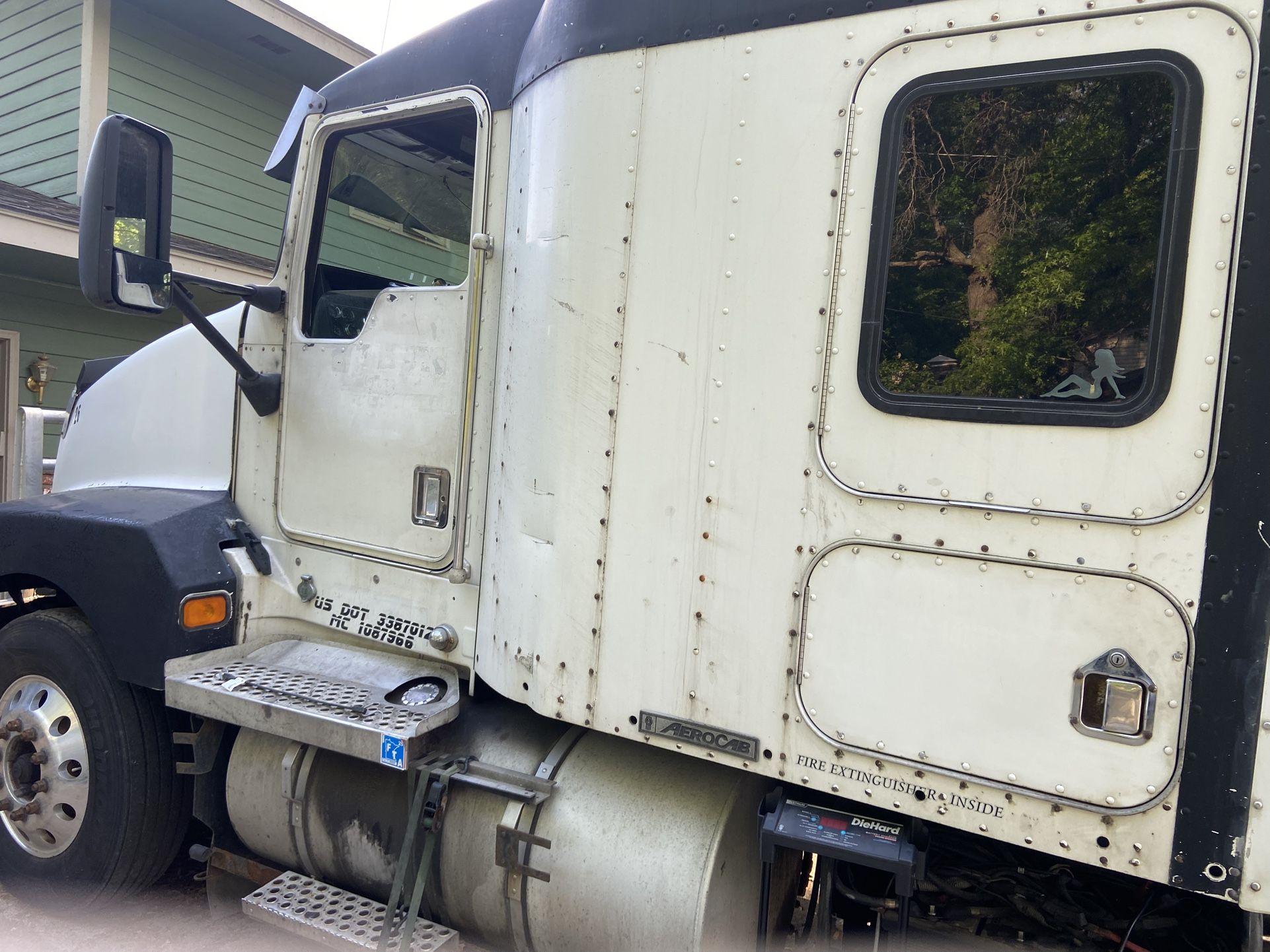 1998 T 609 Kw 60 Series Detroit Out Of Frame Overhaul 30.000 Miles On Motor Heated Wipers Thermoking Evaluation Generator Truck Needs Minor Repairs Be
