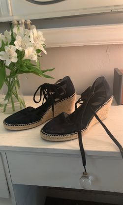 Black wedges with ankle ties (Abeo BIO Systems) size 9