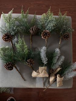 Christmas Pine Floral Picks