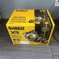 Brand New In Box Dewalt Saw 20 V 