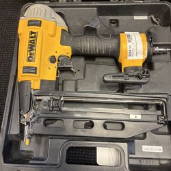 DEWALT  NAILER &  STAPLER