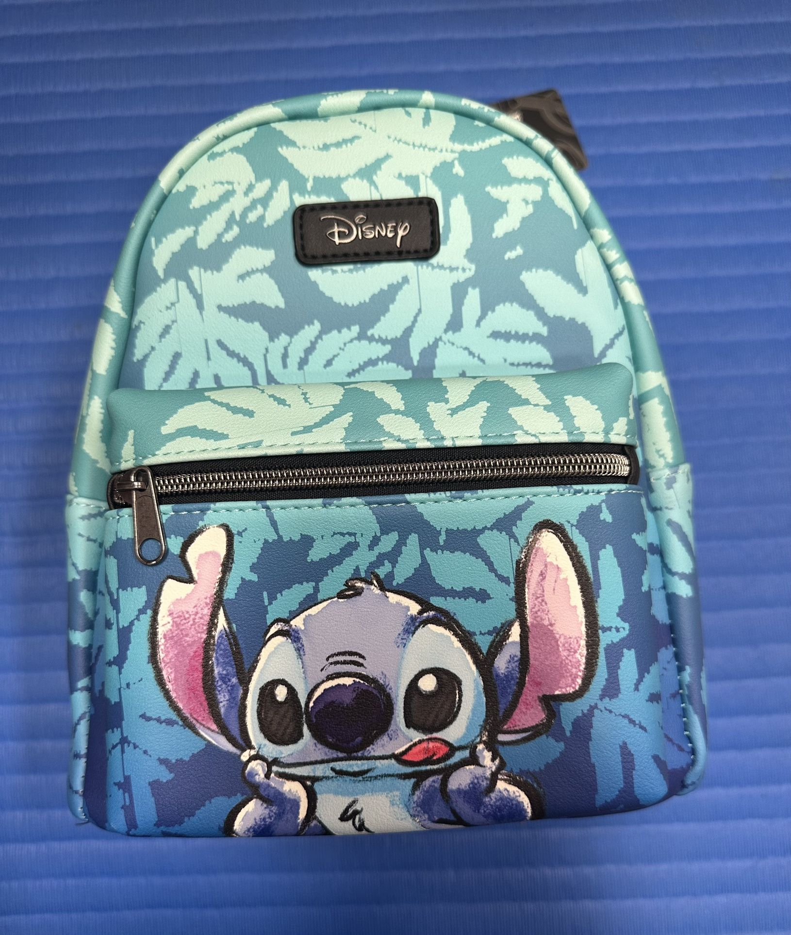 lululemon backpack 11l City Adventurer Backpack Mini 11L *Club Patch