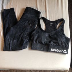 Reebok Sports Bra Leggings Set