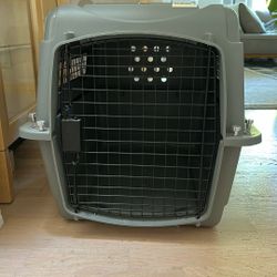 Petmate sky Dog And Cat Kennel
