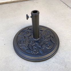 Brand New $25 Umbrella Base 18 Inches Round 18 lbs Patio Stand Outdoor Garden Market