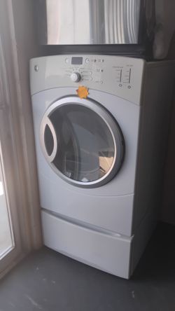 Nice GE gas dryer