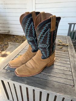 ARIAT MEN'S FUTURITY SHOWMAN ROUGHOUT WESTERN BOOTS - SQUARE TOE 10 1/2
